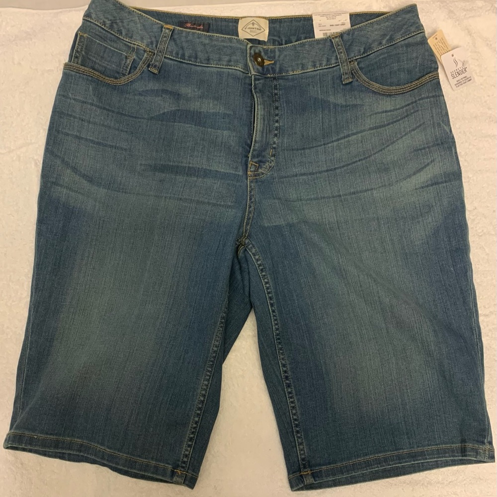 St John's Bay Medium Wash Blue Jean Shorts Size 16 Blue Bermuda